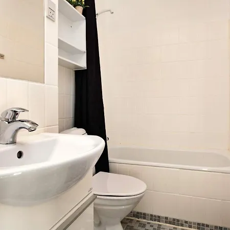 Apartment Xxxiii Fano